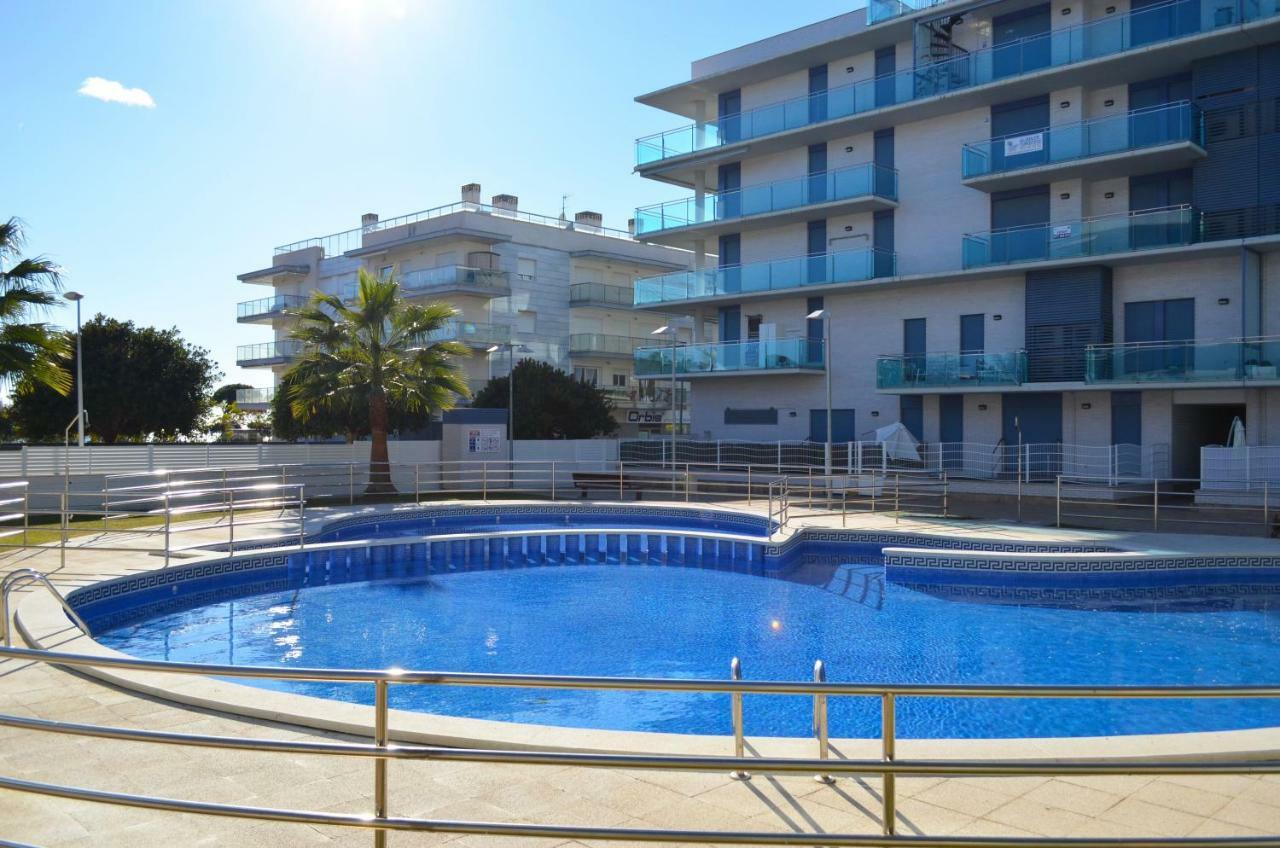 Golive Esquirol Beach カンブリルス エクステリア 写真